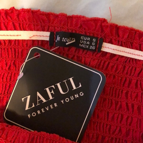 Zaful unworn off the shoulder top - Picture 4 of 4